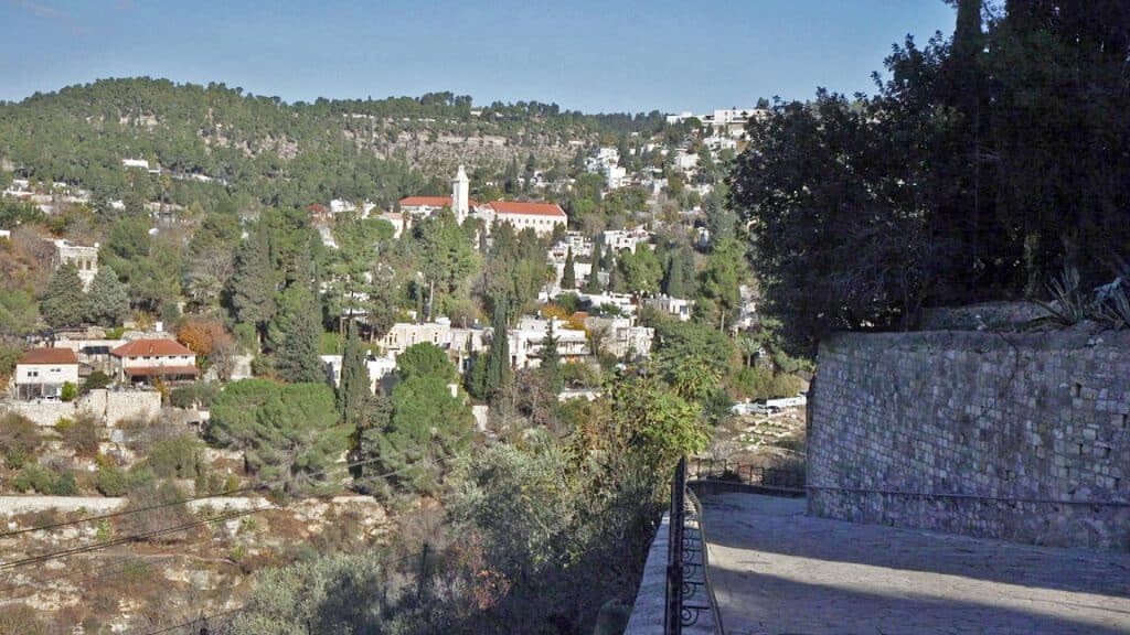 Das Medaillon aus Ein Karem: Ein Symbol der Geschichte und aktuelle Konflikte Das Medaillon aus Ein Karem: Ein Symbol der Geschichte und aktuelle Konflikte
